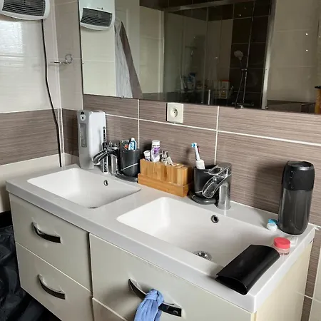 Confort Sur Villa Teuillac